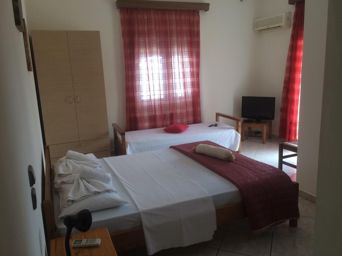 Mavros Molos Beach Rooms Kíssamos Exterior foto
